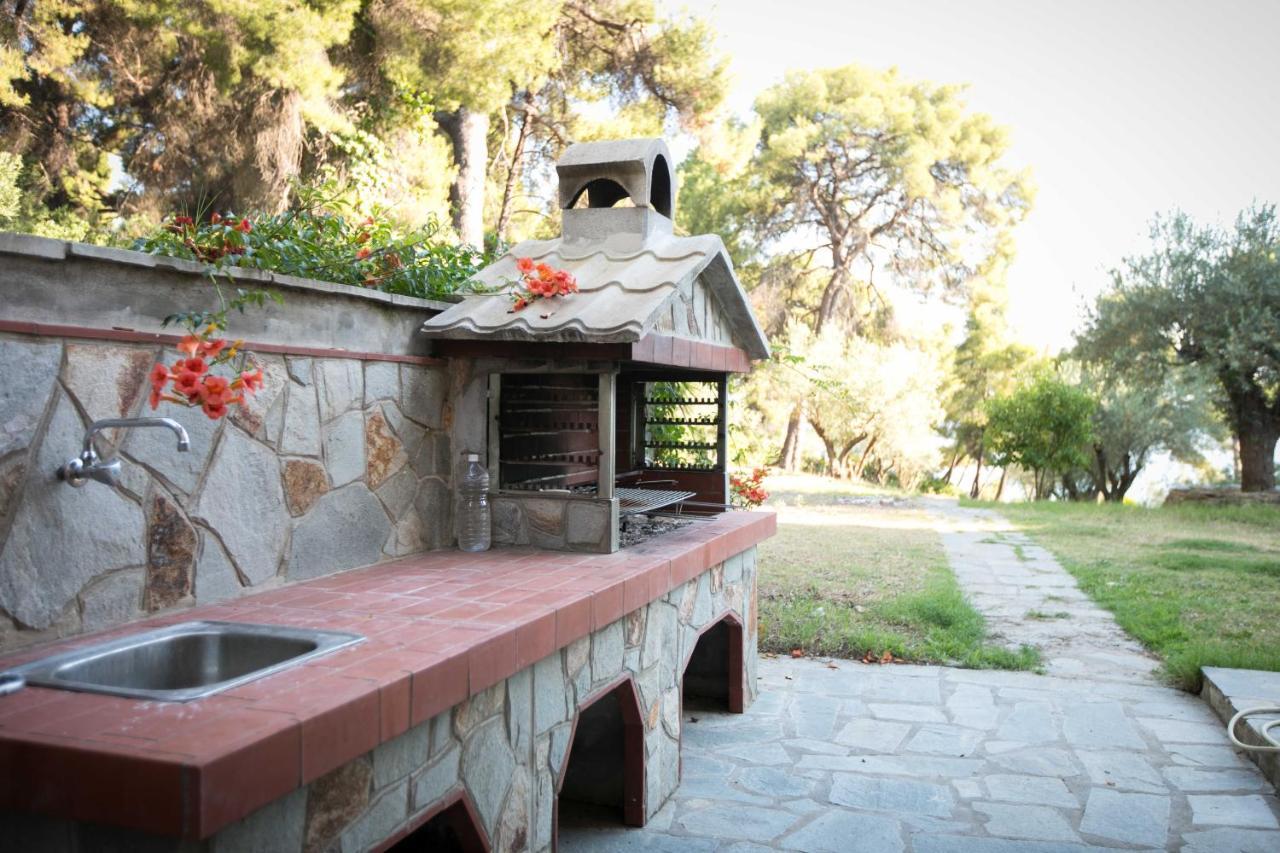Chalkidiki Beachfront Haven - Perfect Location Nikiti  Exterior foto